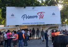 Masiva presencia en jornada de inclusión social; gobernadora de Bahoruco destaca impacto.