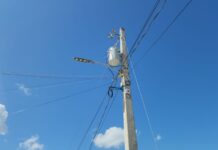 Retorna la tranquilidad en sectores de Villa Jaragua Edesur instala transformador; huelga de este martes quedó sin efecto.