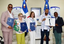Comisión del Desfile Dominicano de New Jersey visita la UASD Recinto Barahona